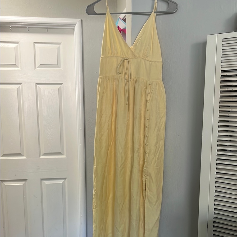 NWT Elegant Yellow Maxi Dress